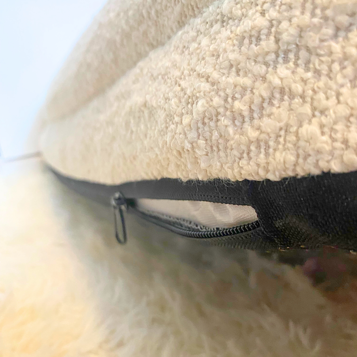 CloudPaw Luxe Pet Bed 🐾